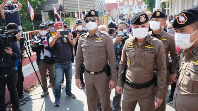 รับคนไทย3