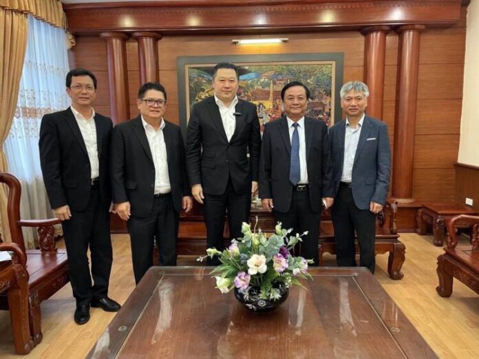 ภาพข่าว สุภกิต เจียรวนนท์ เข้าเยี่ยมคารวะ รมว.เกษตรฯ เวียดนาม