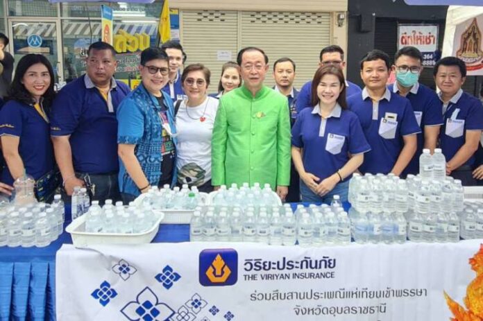 แห่เทียนอุบล