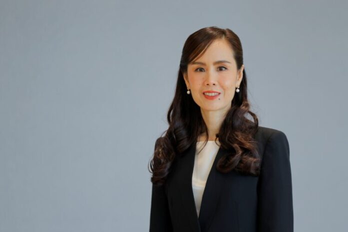 ดร.พิมพ์นารา หิรัญกสิ ผู้บริหารสายงานวิจัยและหัวหน้าทีมวิจัยกรุงศรี_1