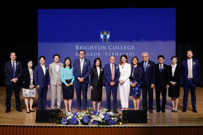 07 คณะผู้บริหารและคณาจารย์ของโรงเรียน_0
