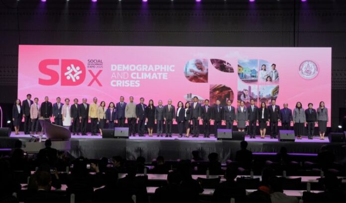 ภาพประกอบข่าวพิธีเปิด พม. SDx 202500010