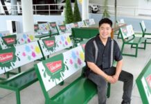 “โป๊ยเซียน” ปักหมุดชลบุรี มอบเก้าอี้ม้านั่งให้ 5 รพ.รัฐ ชู CSR ขับเคลื่อนธุรกิจเติบโตยั่งยืน
