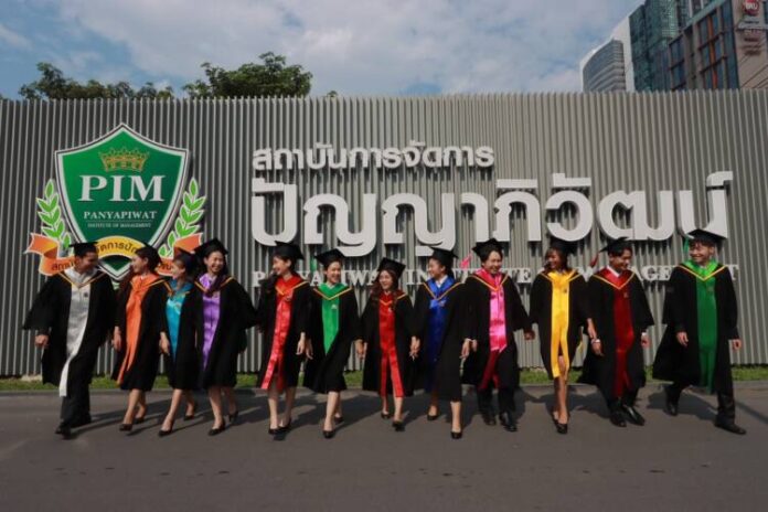 ซีพี ออลล์ สร้างคนผ่านการศึกษา 3