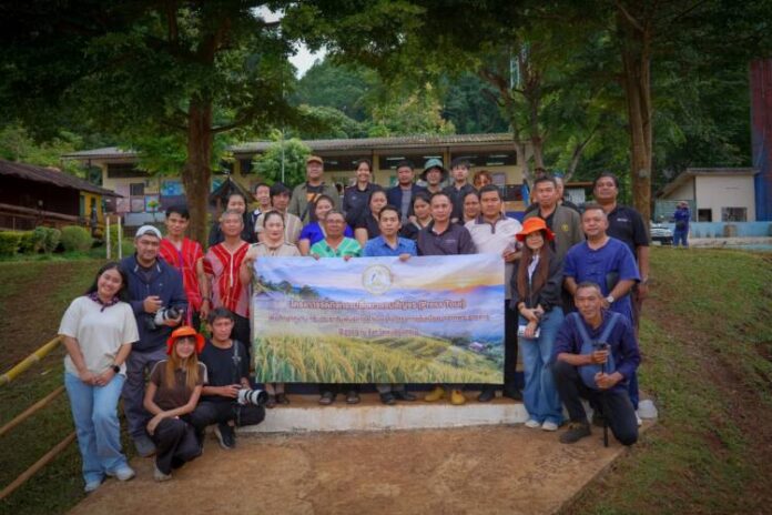 LINE_ALBUM_รวมภาพ ข่าวปางมะผ้า_260918_4