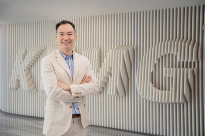Abhisit Pinmaneekul