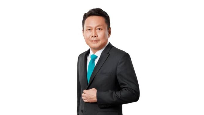 นายศักดิ์ชัย ปฏิภาณปรีชาวุฒิ CEO and President, SCGC